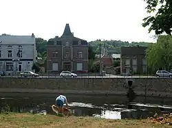 Au bord de l'Ourthe.