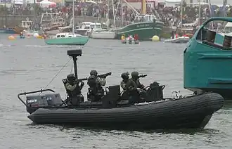 illustration de Embarcation de transport rapide pour commandos