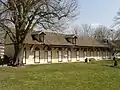 Anciennes écuries.