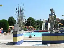 Complexe aquatique ludique.