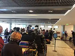 Comptoir d'embarquement d'Air Transat à Nantes en 2018.