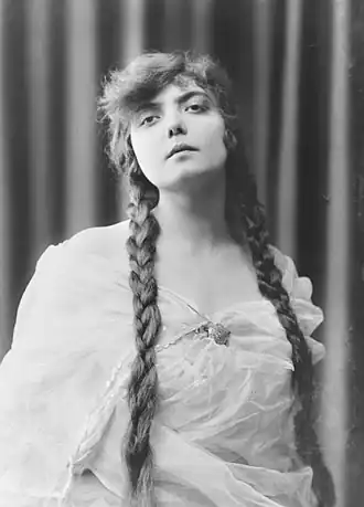 La mezzo-soprano espagnole Conchita Supervía, 1910-1920.