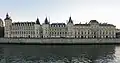 Conciergerie, à 2,2&nbsp;km.