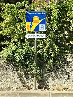 L'arrêt de bus L'Aile Bleue en 2016.