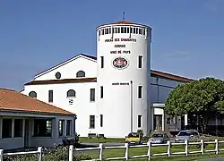 Le Bois-Plage-en-Ré. Coopérative vinicole de l'Île de Ré.
