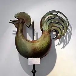 Coq de clocher de l'église au Musée Henri-Mathieu de Bruyères .