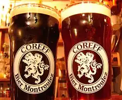 Coreff noire et ambrée à la pression.