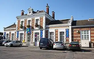 En août 2012 vue vers le Sud de la place Pierre-Semart.