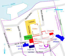 Plan en couleurs des vestiges d'une ancienne abbaye, sur fond de voirie moderne.