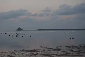 Nukufotu est visible depuis Vailala grâce à son élévation de 61 mètres.