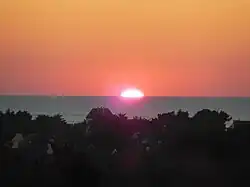 Coucher de soleil sur la « rade du Croisic » vu de Trescalan.