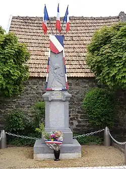 Monument aux morts.