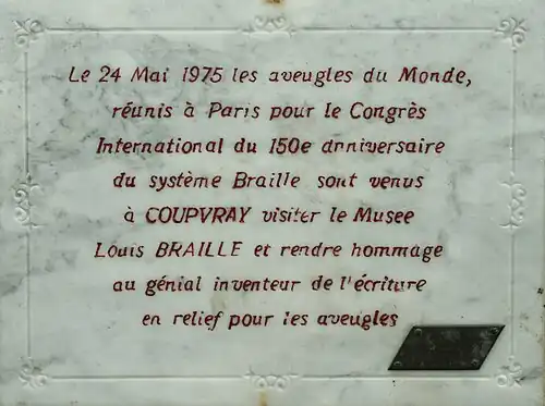 Plaque commémorative du 150e&nbsp;anniversaire du système Braille (1975), Coupvray.