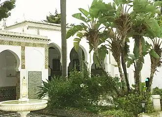 Cour intérieur de la Villa du Bardo à Alger.