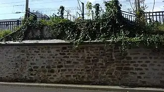 Vestiges de l'accès aux anciennes tribunes.
