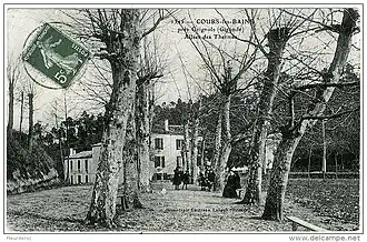 L'allée des Thermes.