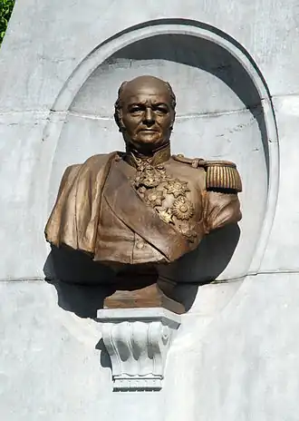 Monument au comte Albert Goblet d'Alviella à Court-Saint-Étienne.