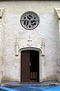 Portail latéral de la façade sud (juin&nbsp;2012)