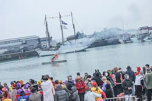 Crémation du « roi carnaval », 2013.