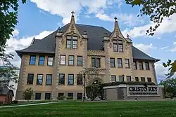 Description de l'image Cristo Rey Columbus High School.jpg.