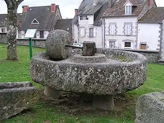 Meule etpressoir à huile.