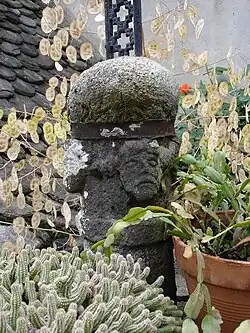 Détail sur la croix de la Cassagne.