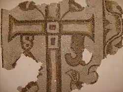 Détail d'une mosaïque représentant une croix chrétienne au musée national du Bardo (Tunisie)