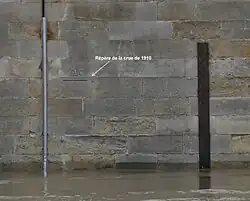 Crue de la Seine au 3 juin 2016 comparée au niveau atteint par le fleuve durant la crue de 1910.