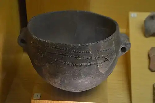 Bol à décor imprimé de la grotte des Maures