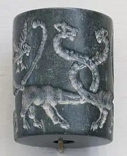 Sceau cylindrique en jaspe : lions et aigles à tête de lion, Période d'Uruk, (4100–3000 av. J.-C.), Musée du Louvre, Paris.