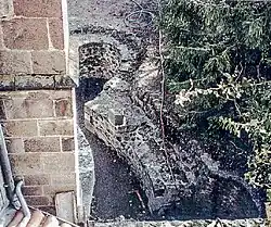 Déambulatoire de la crypte, découvert en 1967.