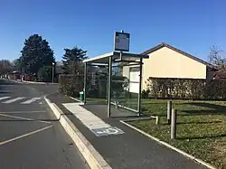 Ligne 4 : arrêt de bus Campanules en 2017.