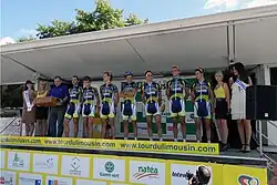 Présentation de l'équipe Vacansoleil-DCM avant le départ du Tour du Limousin 2011.