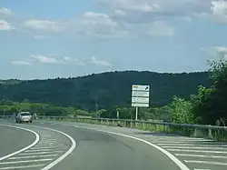 Fin de la descente, échangeur avec la route départementale 15.