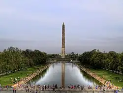 Lincoln Memorial Reflecting Pool avant reconstruction (avril 2010)