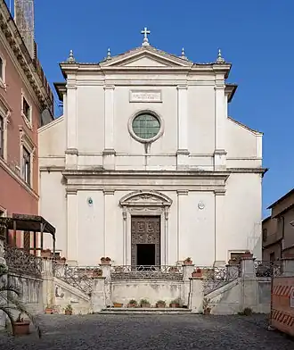 Façade de l'église.