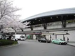 Gare de Nijō (bâtiment actuel)