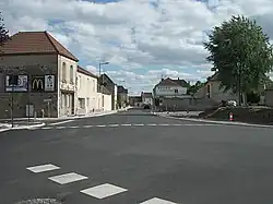 La route départementale 6 en direction de Vichy