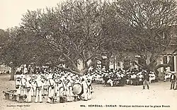 Musique militaire sur la place Protet (AOF).