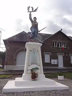 Monument aux morts.