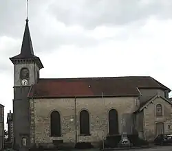 L'église Saint-Médard côté sud-est.