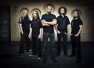 Description de cette image, également commentée ci-après