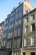 Vieilles maisons de la rue Dauphine au Havre (XVIIe et XVIIIe&nbsp;siècles).