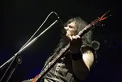 Description de cette image, également commentée ci-après