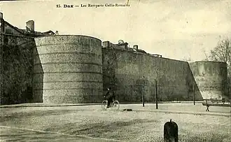 Place des Salines, vue du sud-est.