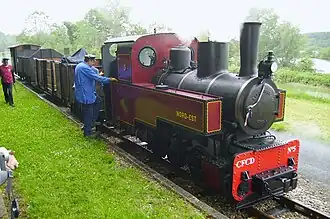 Une locomotive Decauville ex-armée française en gare de Cappy.