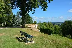 Demi-lune sur l'esplanade de Morlanne à Saint-Sever