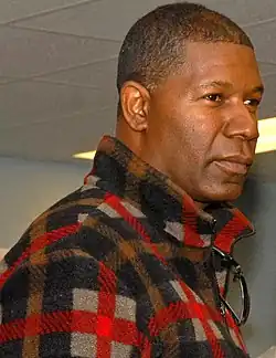Dennis Haysbert interprète David Palmer
