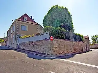 La maison Mouton à Descartes.