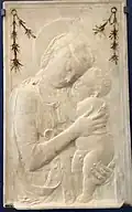 Vierge et Enfant. Marbre, H. 1 m., env. 1450. Galerie Sabauda, Turin